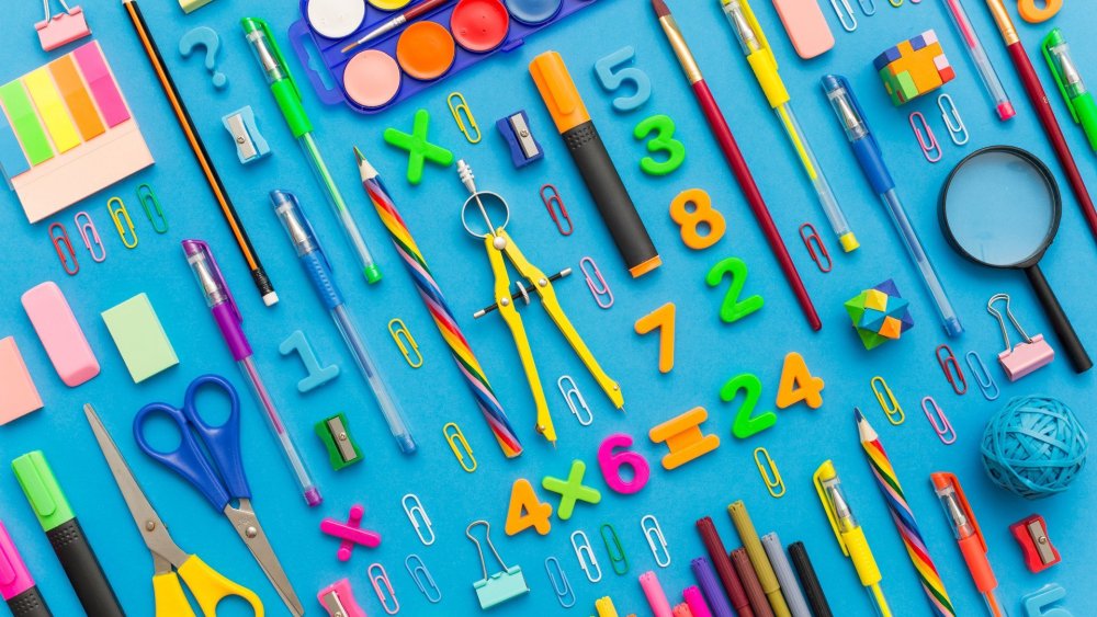 Канцелярские принадлежности