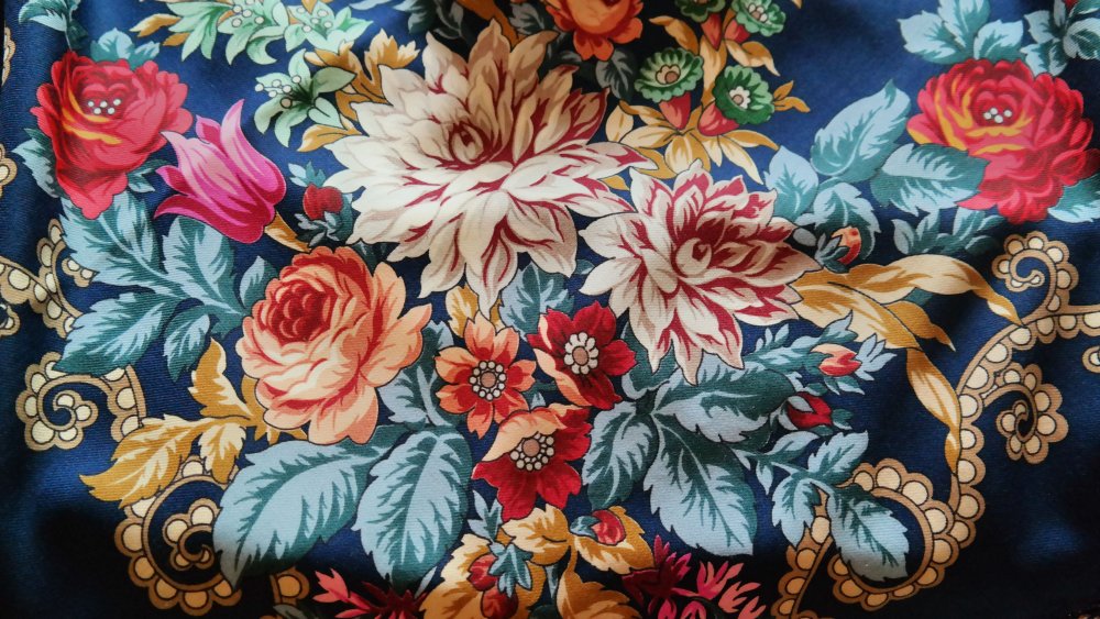 Павловопосадские платки Екатерины Регуновой