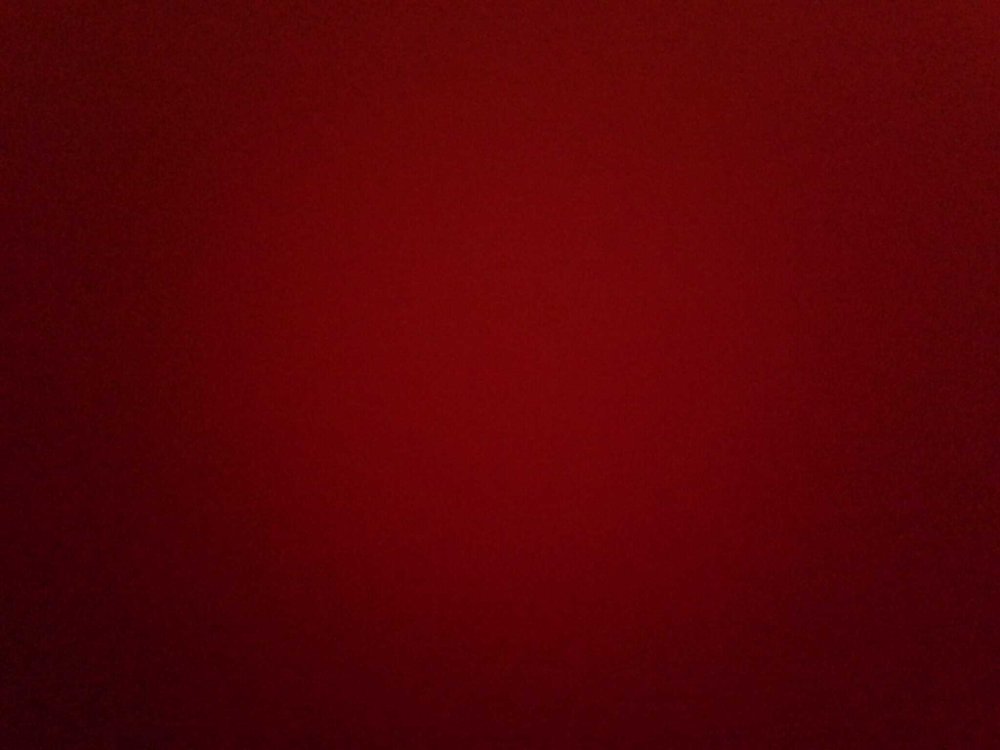 Темно бордовый цвет