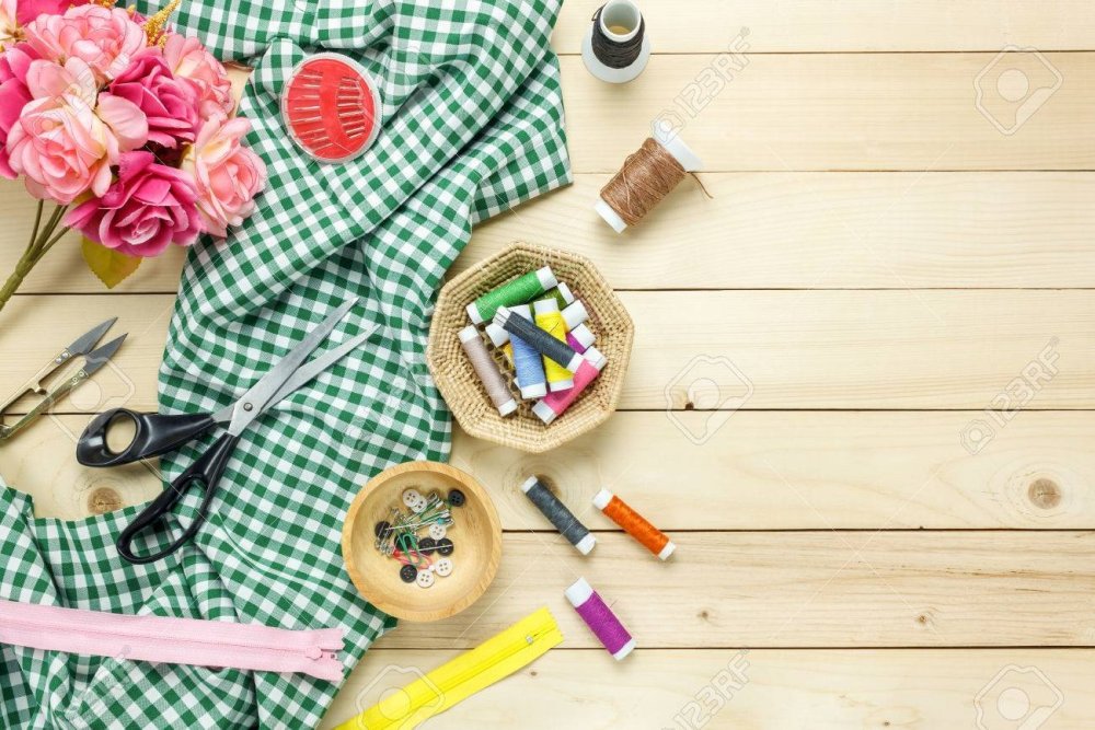 Швейные принадлежности сверху