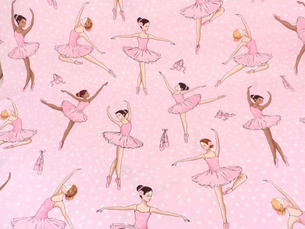 Балерина на розовом фоне
