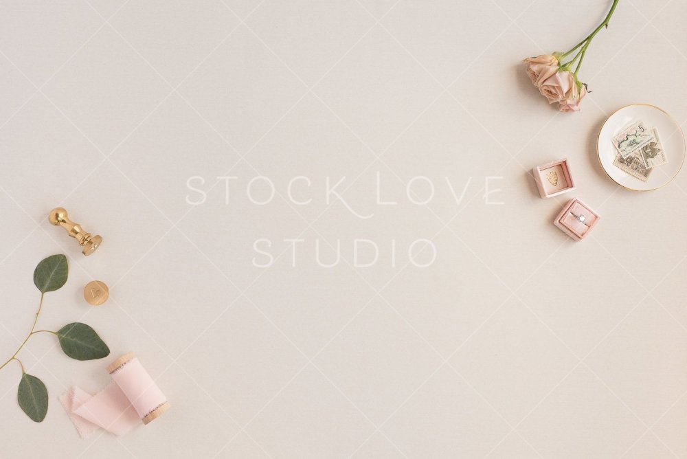 Бежевый фон для Инстаграм