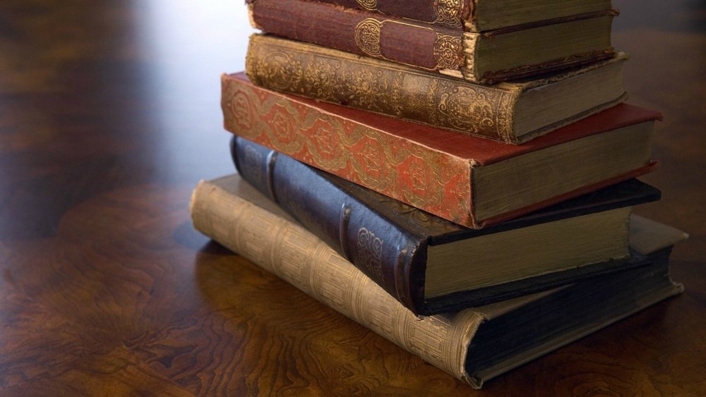 Обои на рабочий стол книги