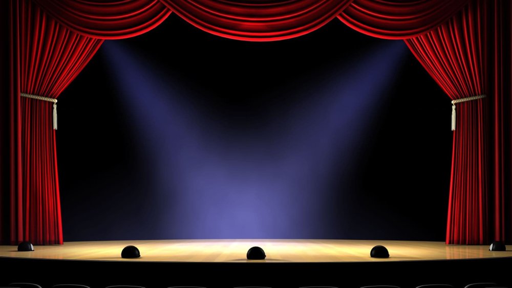 Пустая сцена