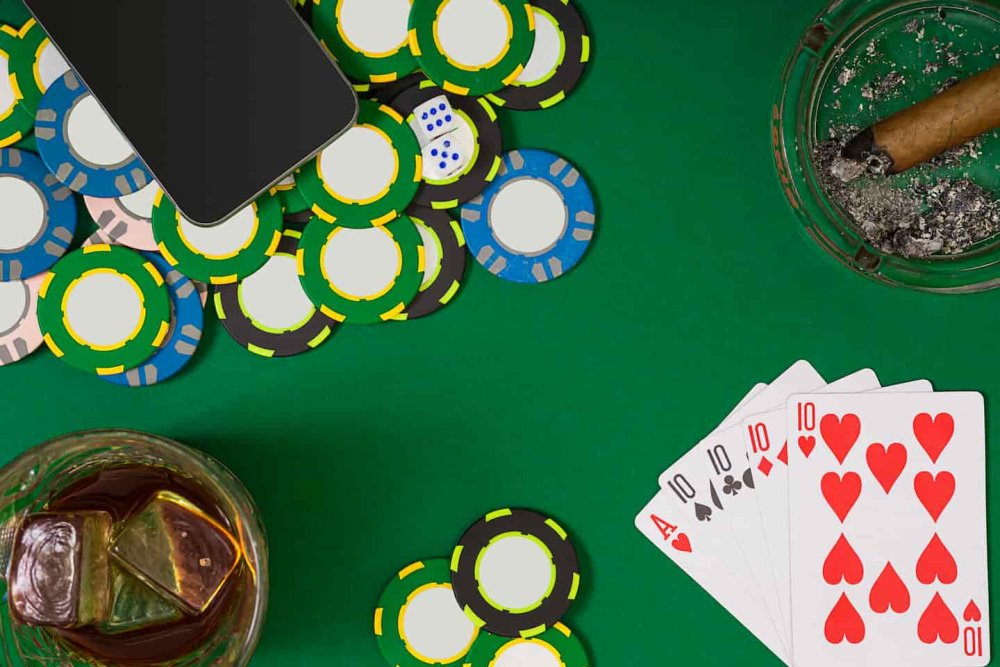 Фон карточные масти