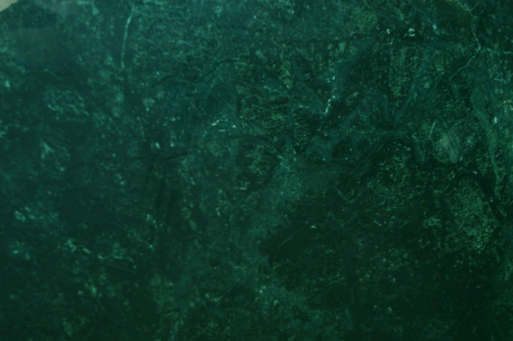 Темно зеленая штукатурка