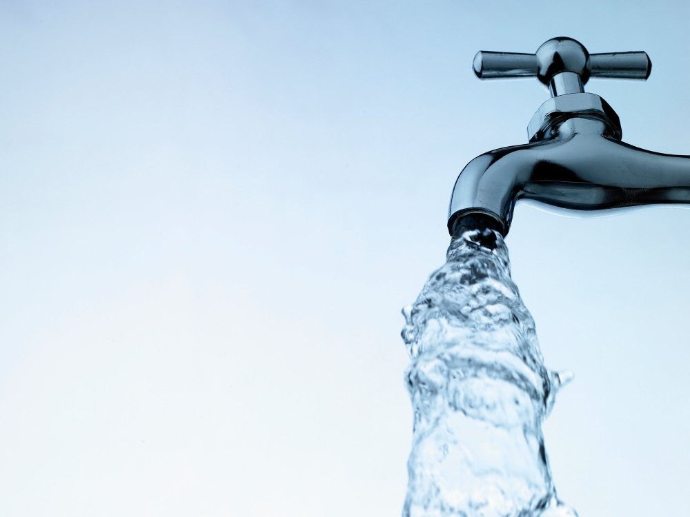Водопровод вода из крана
