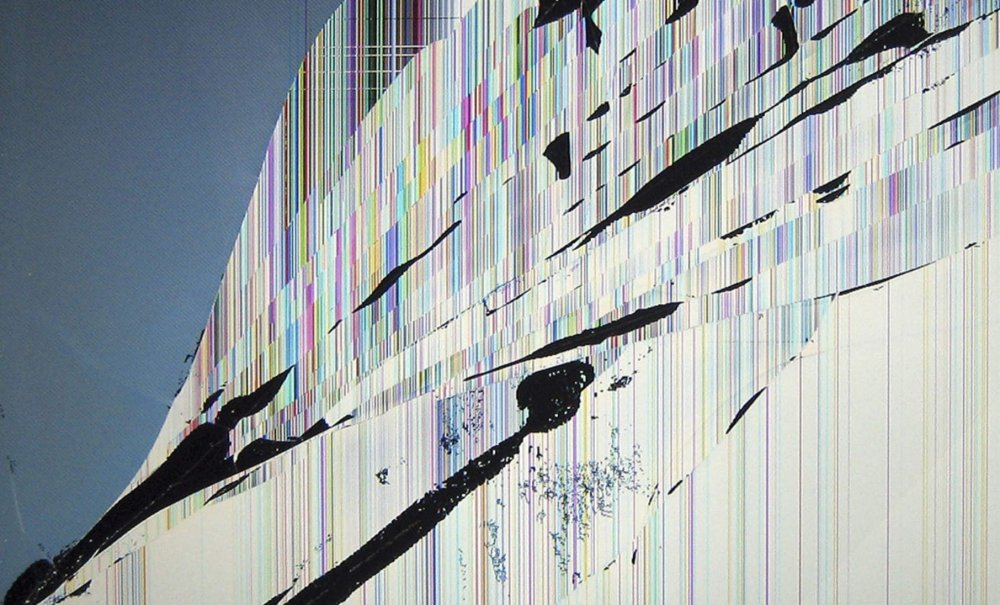 Треснутое стекло