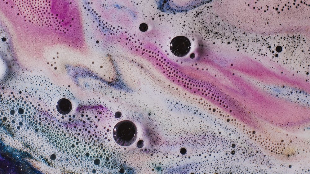 Мыльные пена разноцветные