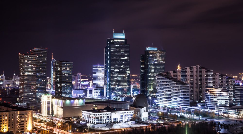 Астана ночной вид