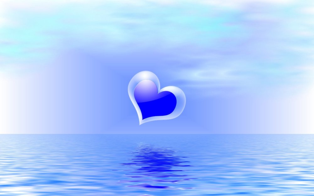 Сердце на синем фоне