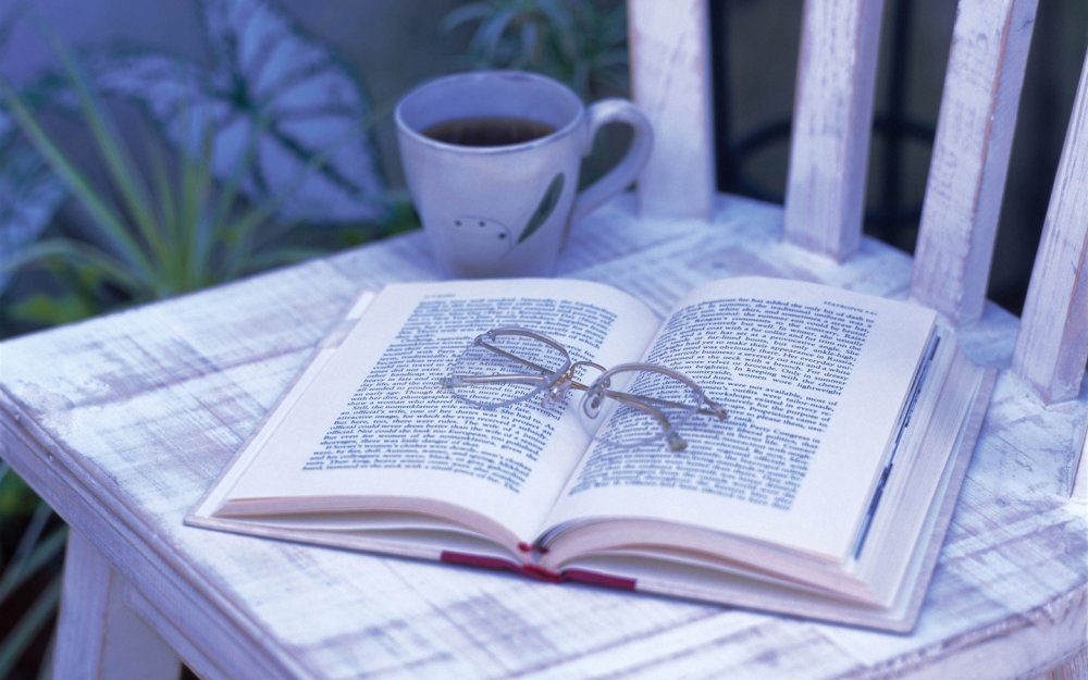 Обои на рабочий стол книги