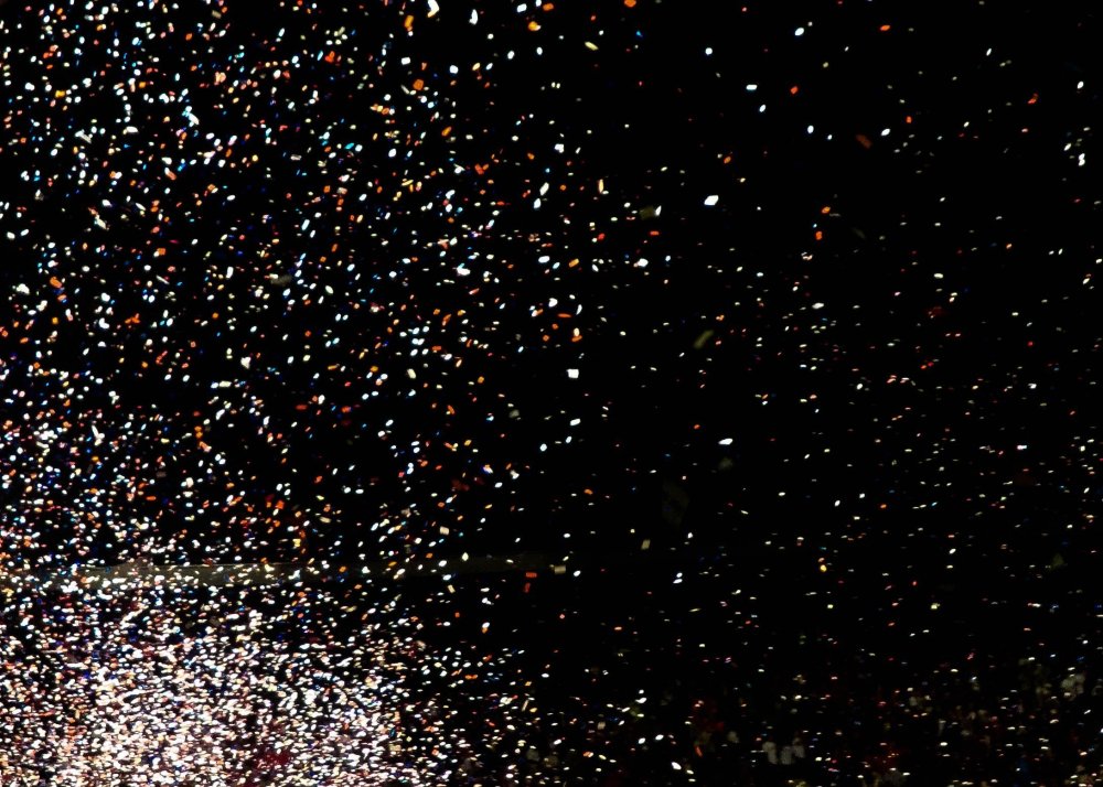 Блестки черные