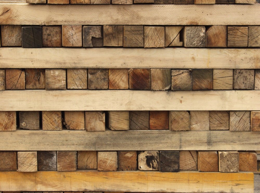 Стена из бруса
