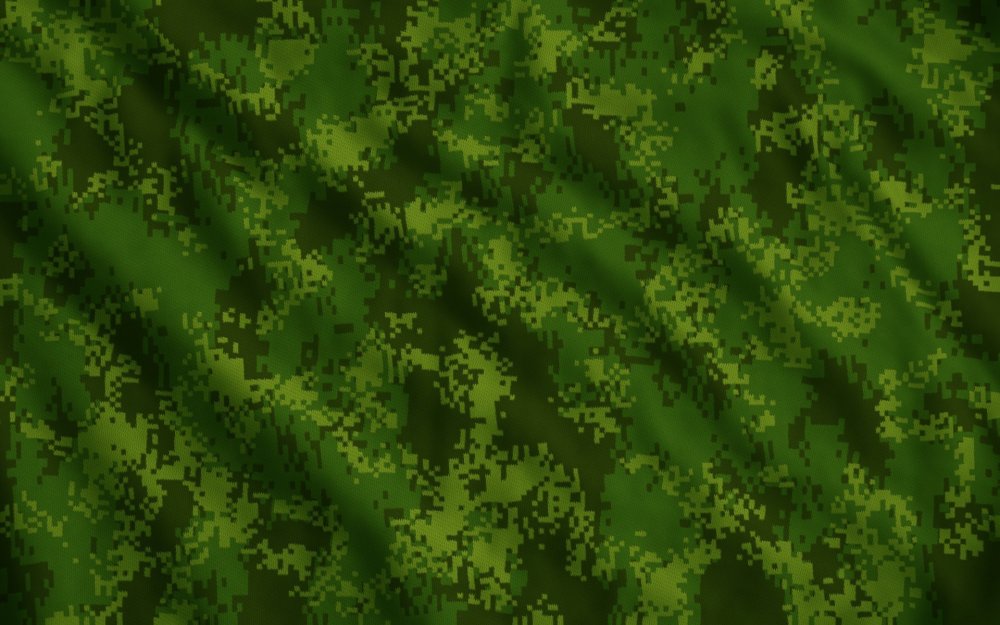 Темно зеленый камуфляж