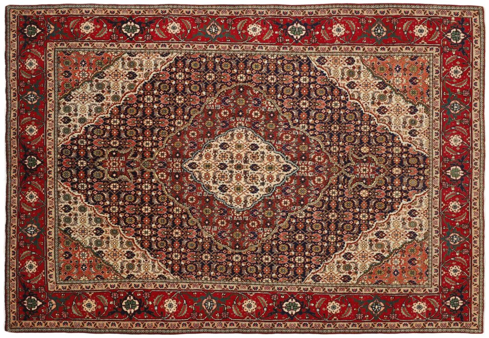 Ковер на стене