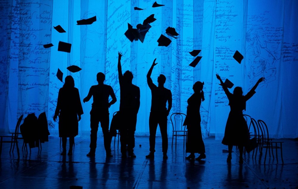 Театр искусство коллективное