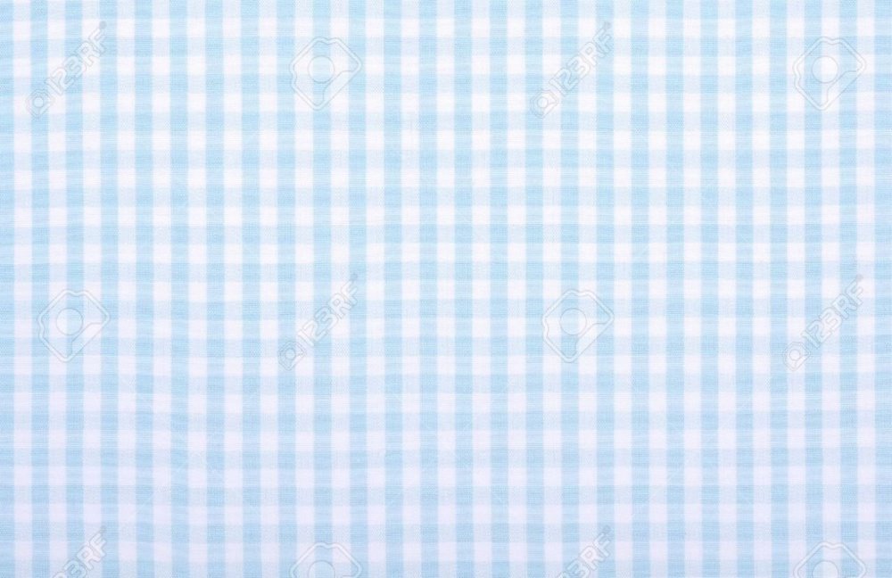 Нежно голубой фон в клетку