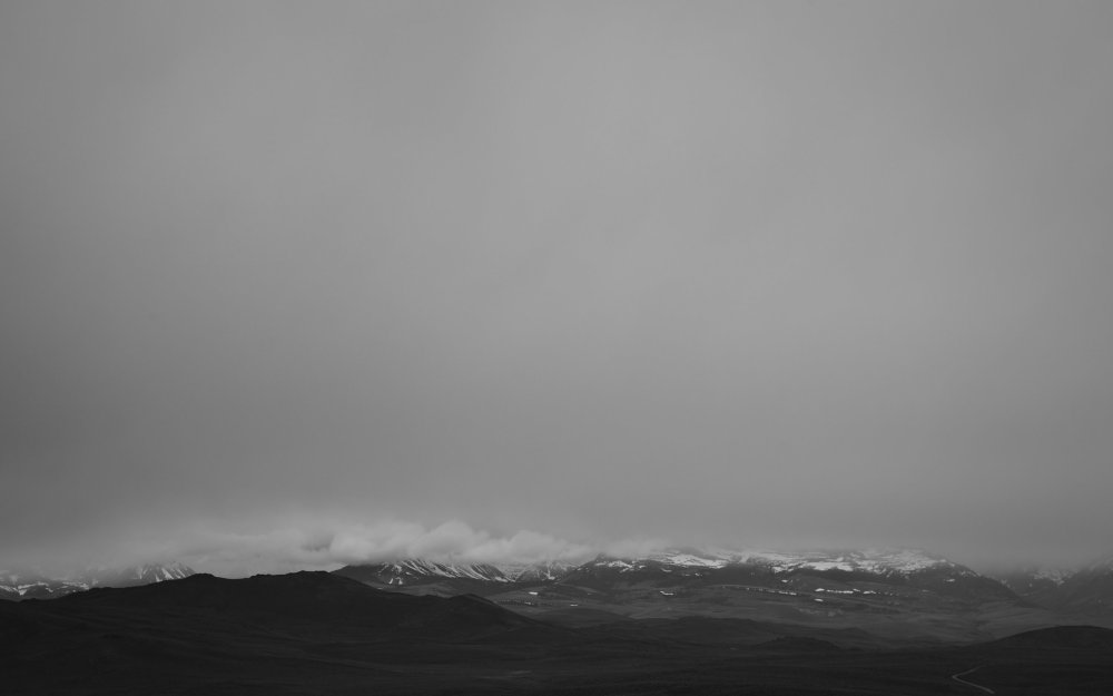 Серый Минимализм