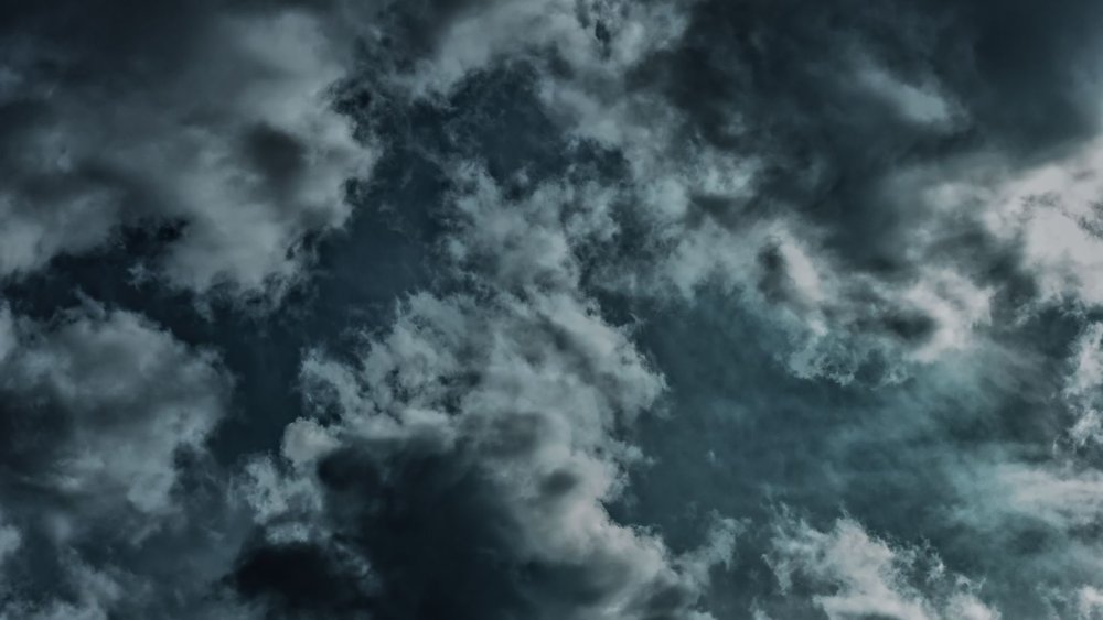 Черное небо