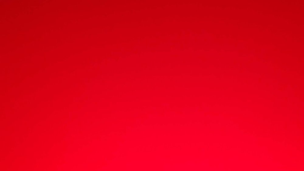 Яркий красный цвет