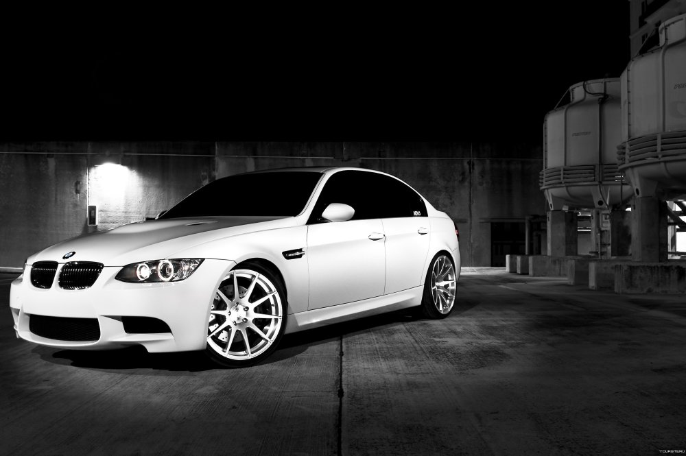 БМВ м3 белая тонированная