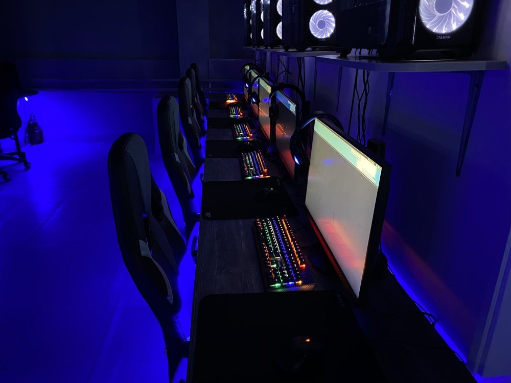 Компьютерный клуб в Японии