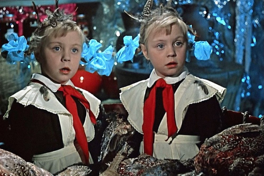 Оля и Яло королевство кривых