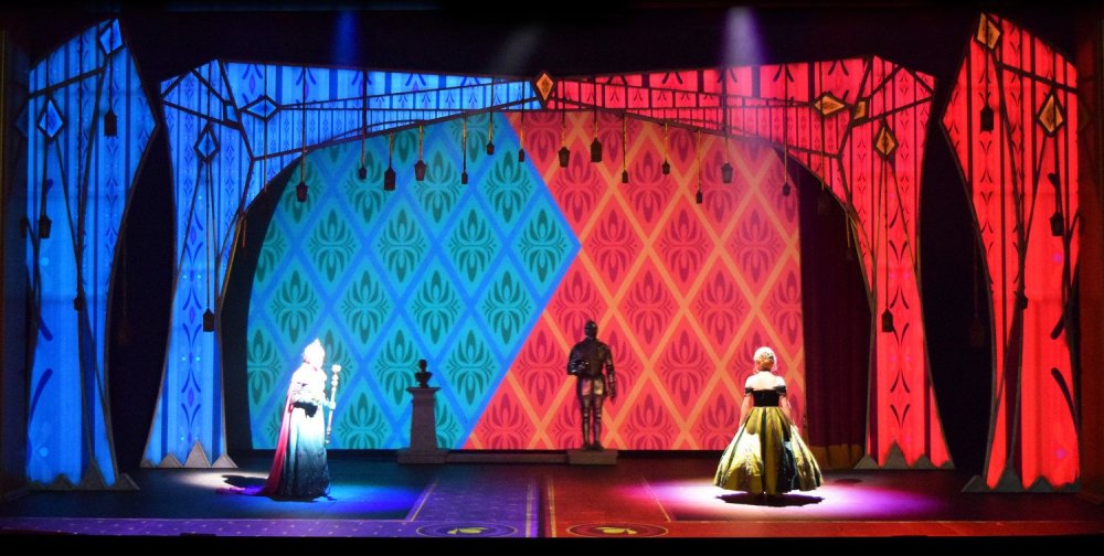 Обложка Виталий Губарев королевство кривых зеркал