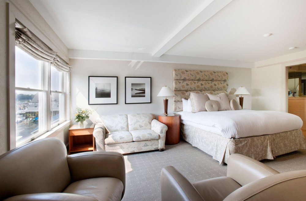 Двух спальни диван