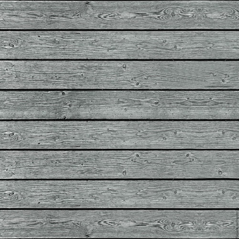 Серое дерево