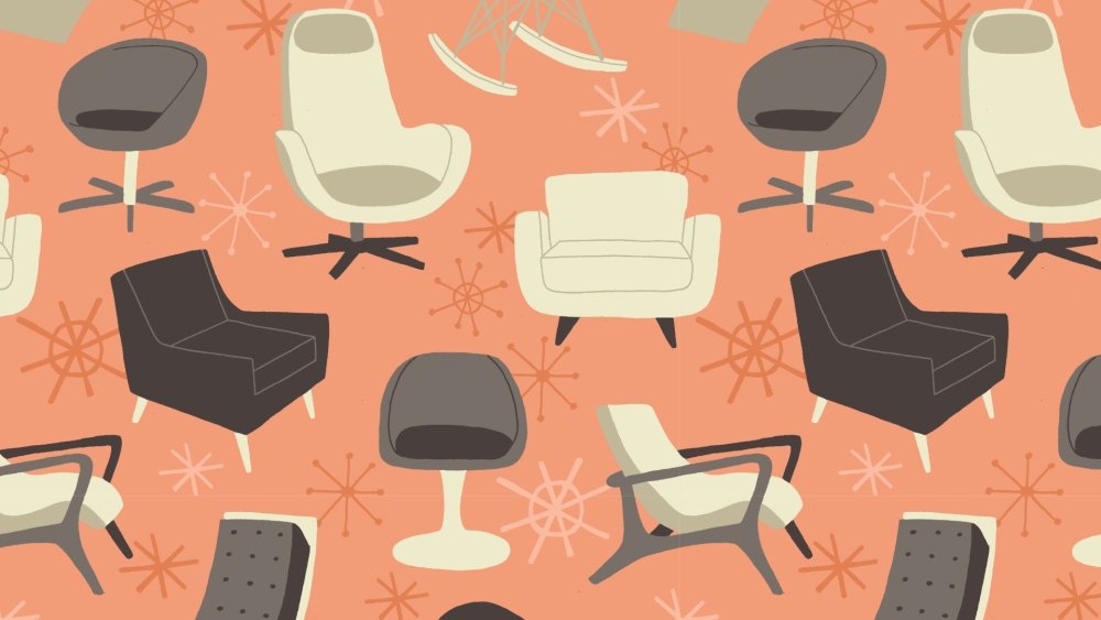 Табуретка у стены