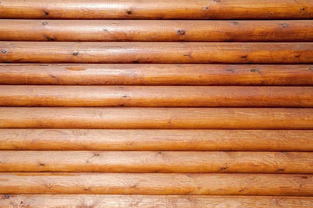 Бревенчатая стена