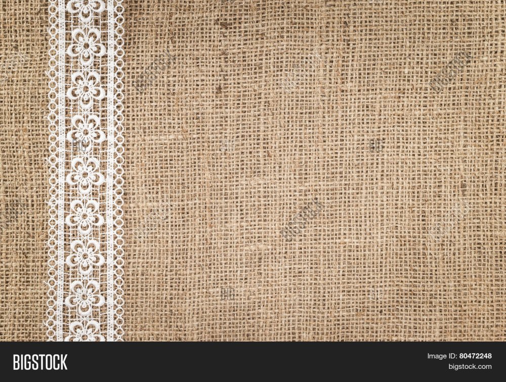 Ткань мешковина на столе