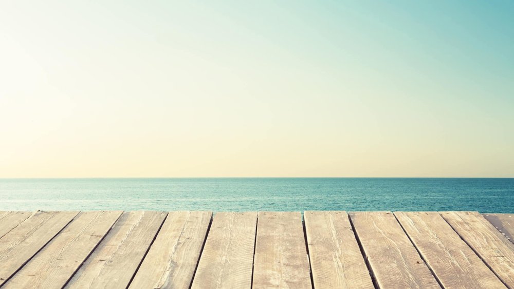 Деревянный стол фон