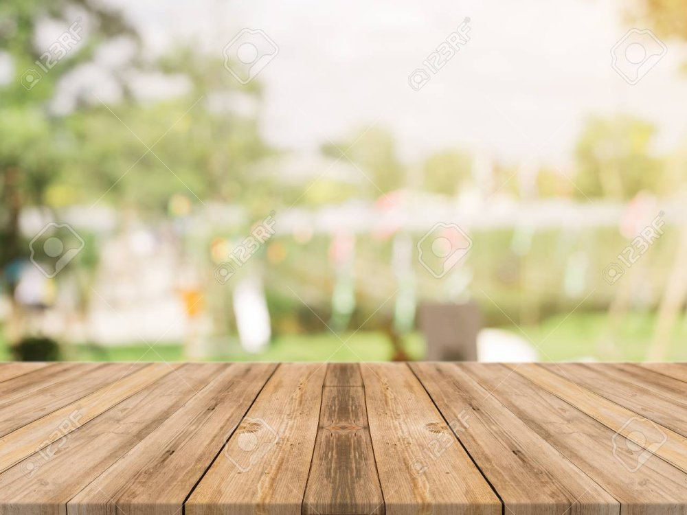 Деревянная столешница в перспективе