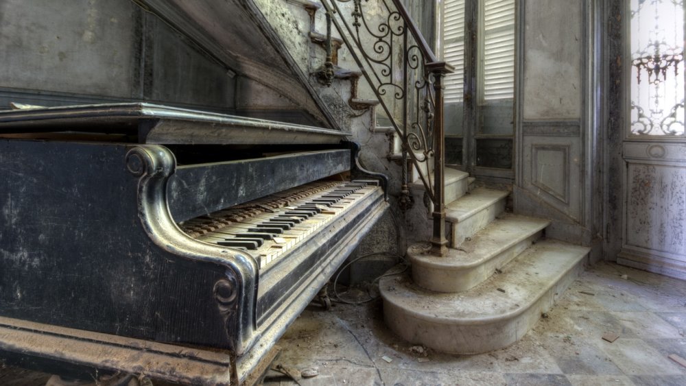 Фортепиано фон