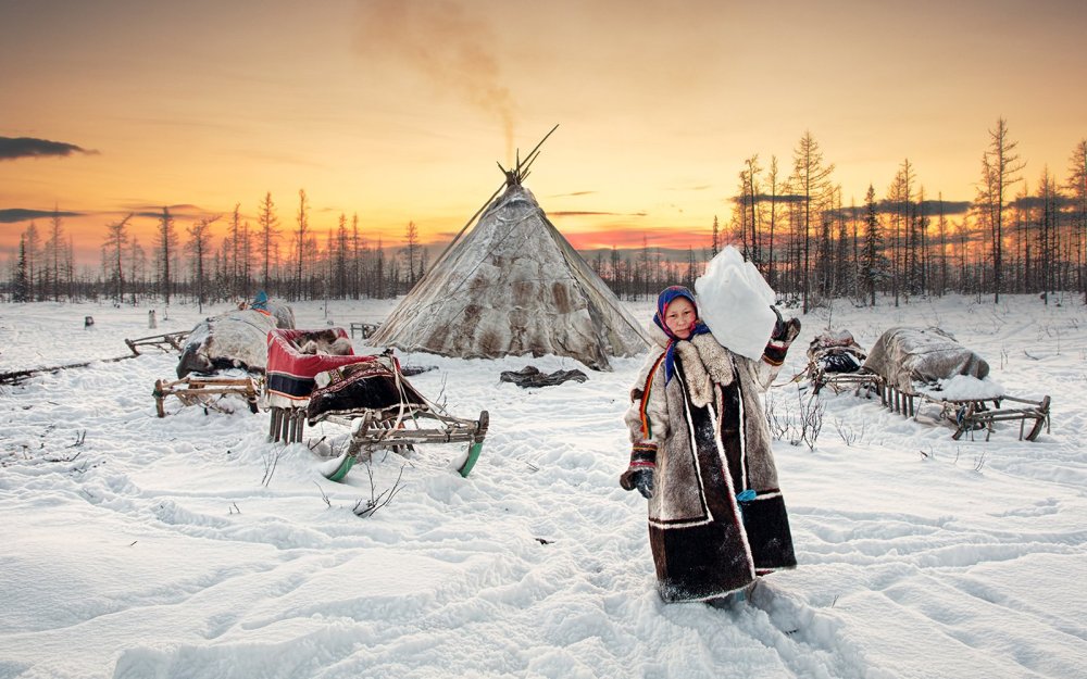 Чум ненцев в тундре