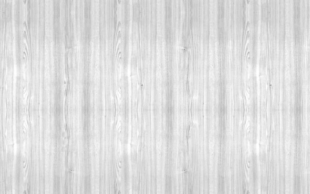 Серое дерево