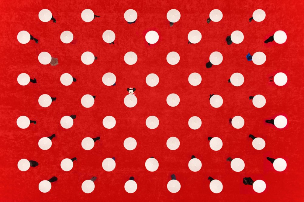Красный в белый горошек