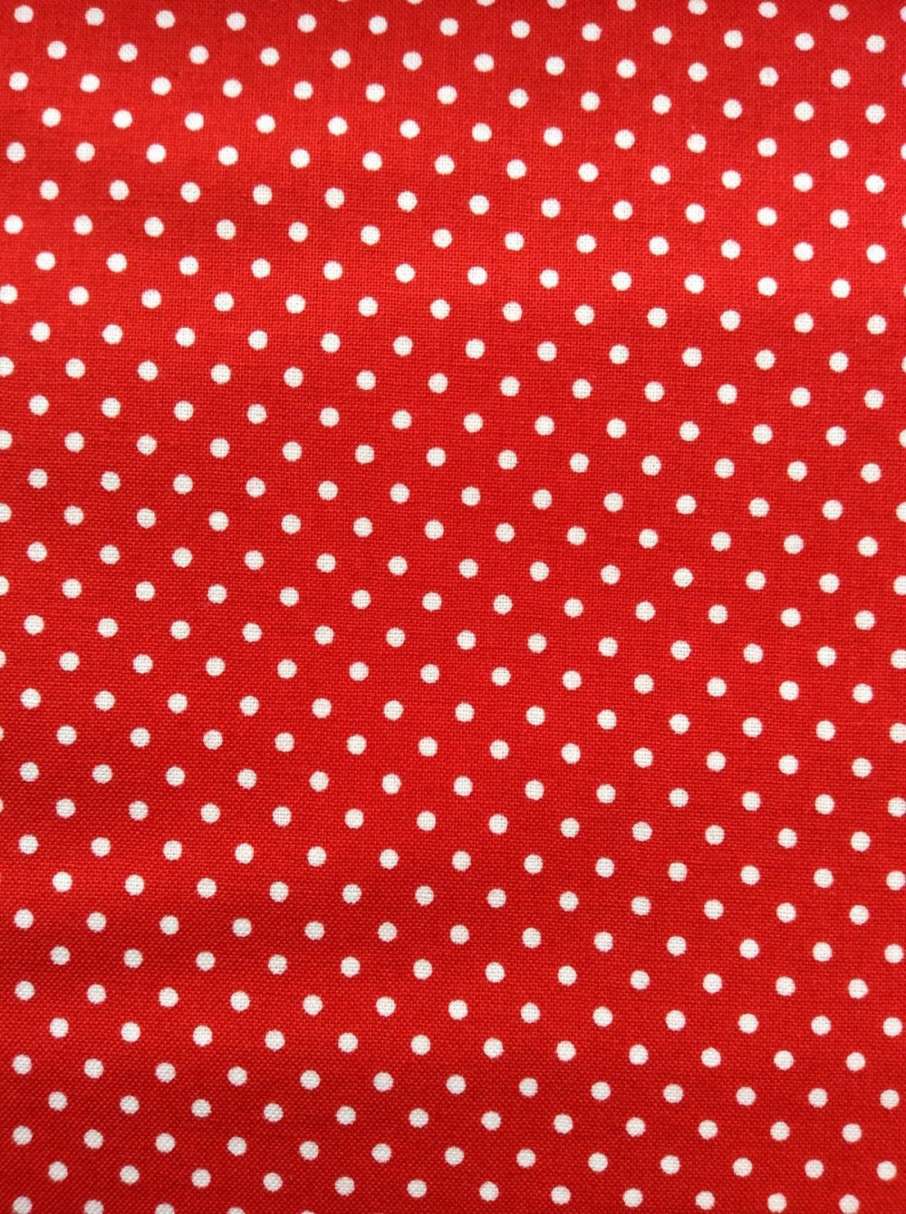 Красный в белый горох