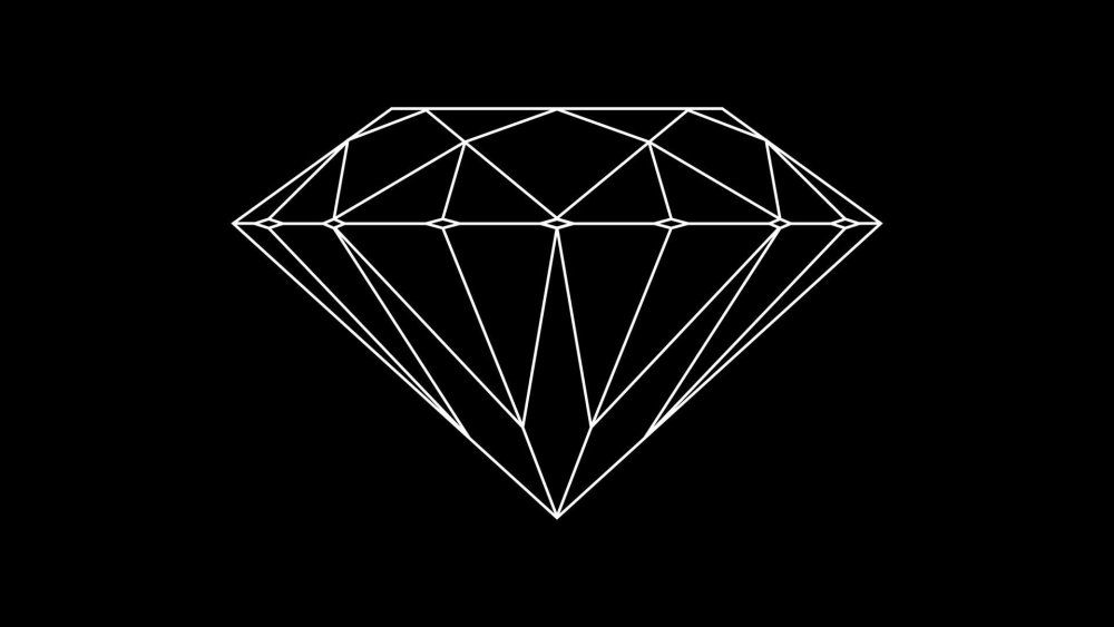 Бриллианты на черном фоне