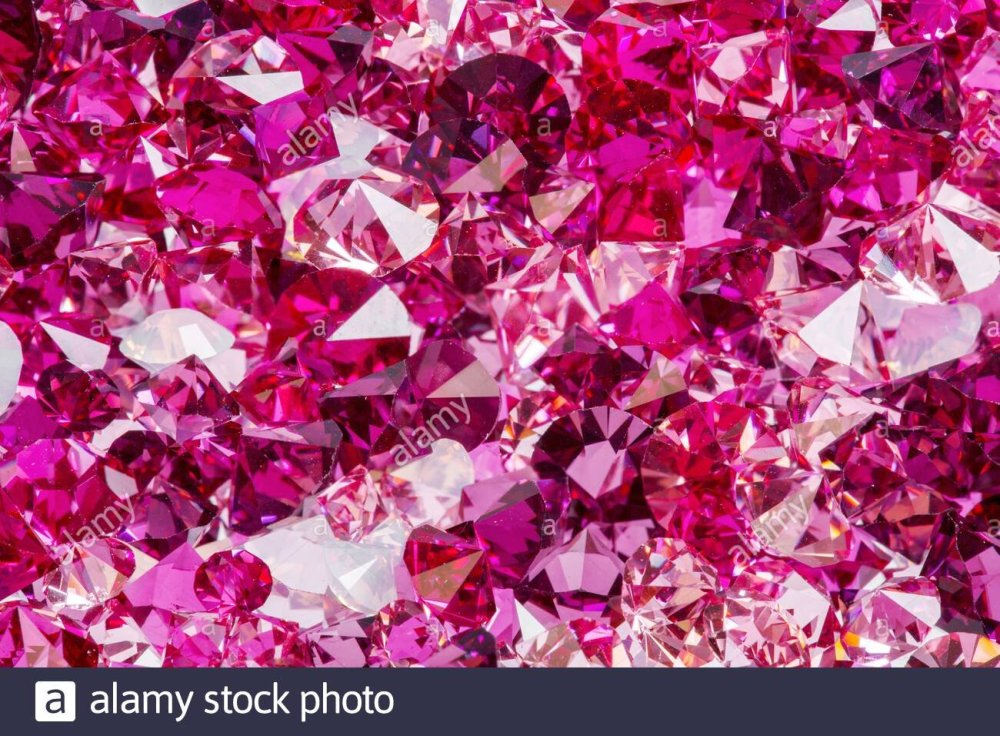 Розовые бриллианты россыпь