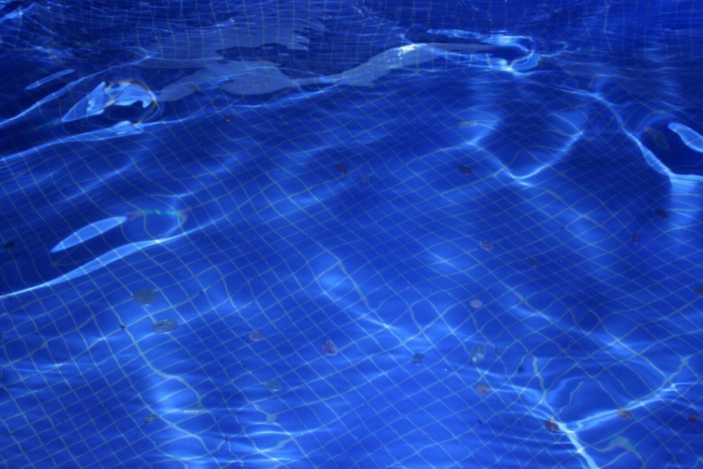 Эстетичный коллаж бело-голубой