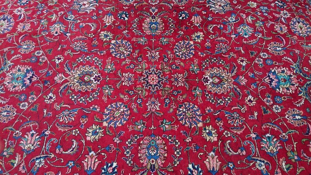 Восточный ковер