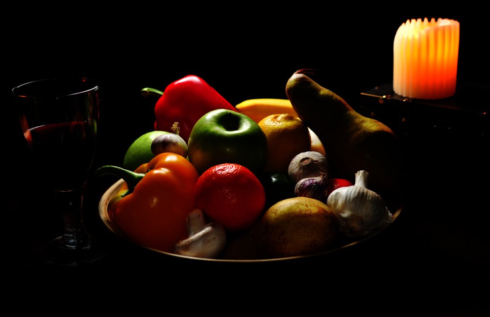 Темные фрукты