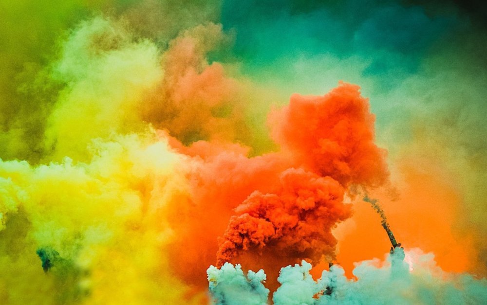 Разноцветный дым
