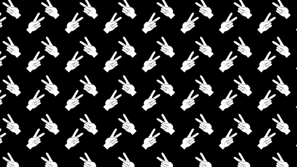 Паттерны на черном фоне