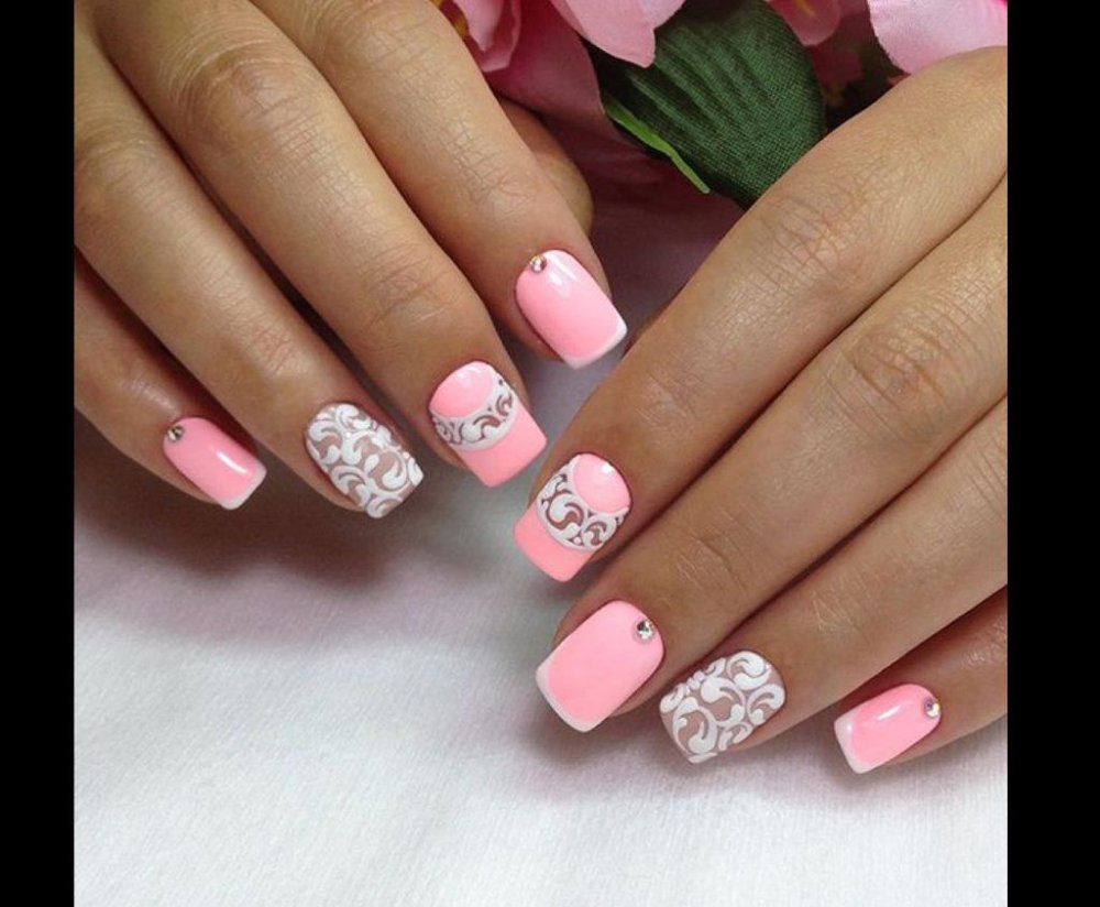 Шеллак на короткие ногти розовый с белым