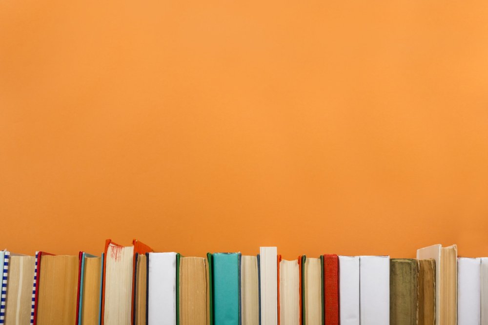 Фон для объявления в библиотеке